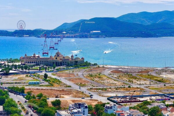 Giá bán Vinhomes Phú Quý