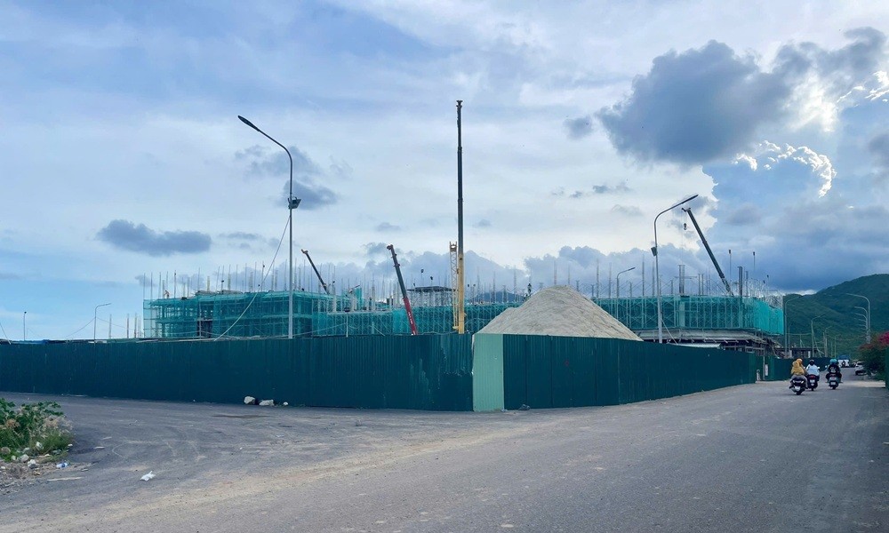 Tiến độ thi công Vinhomes Phú Quý